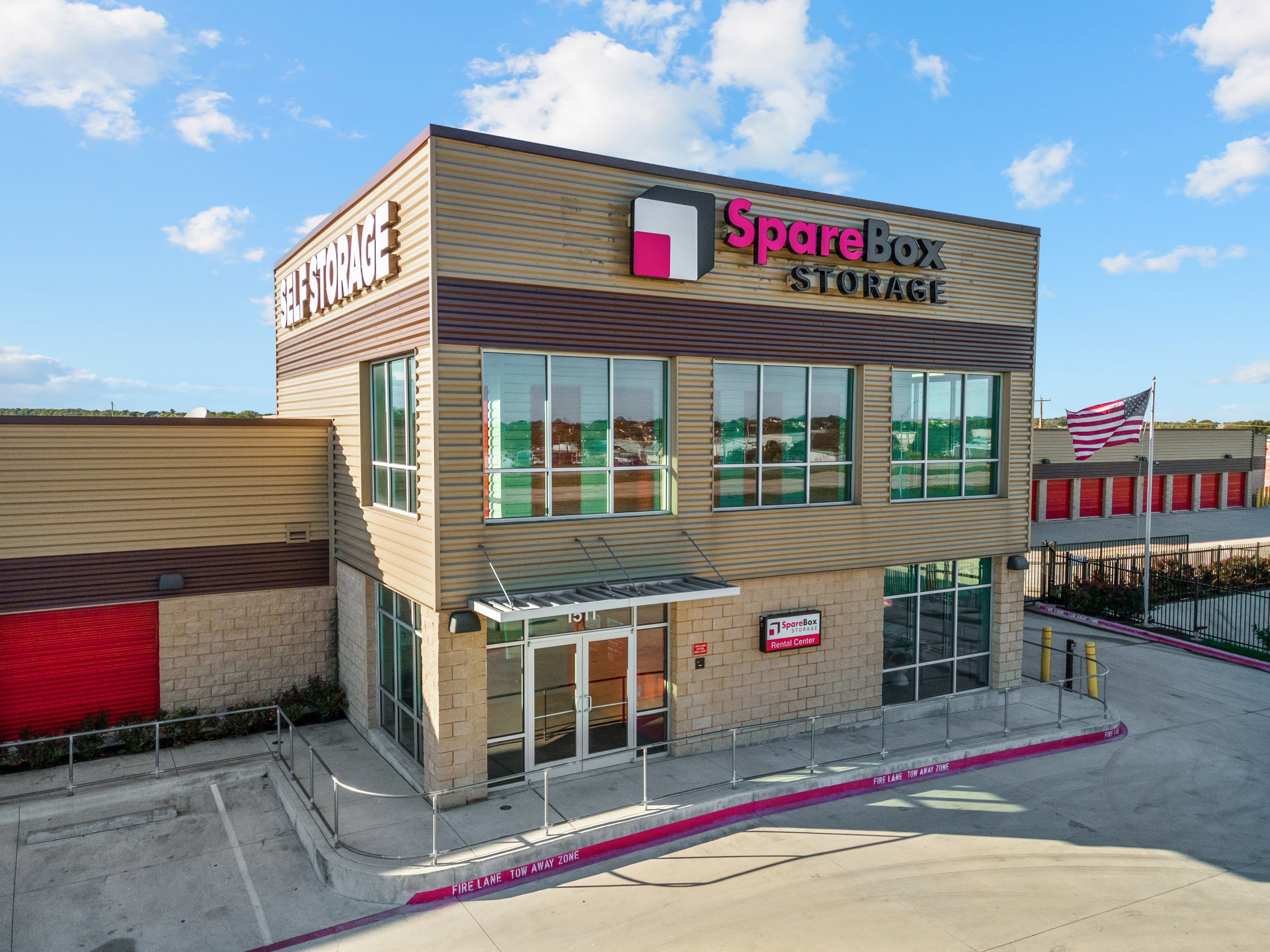 Meet all of your self storage needs in Pflugerville, TX at our Panther Loop location | SpareBox Storage