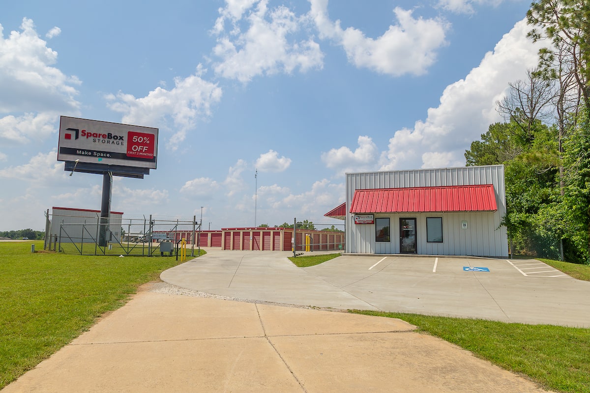 Meet all of your self storage needs in Shawnee, OK at our 15 Oak Drive location | SpareBox Storage