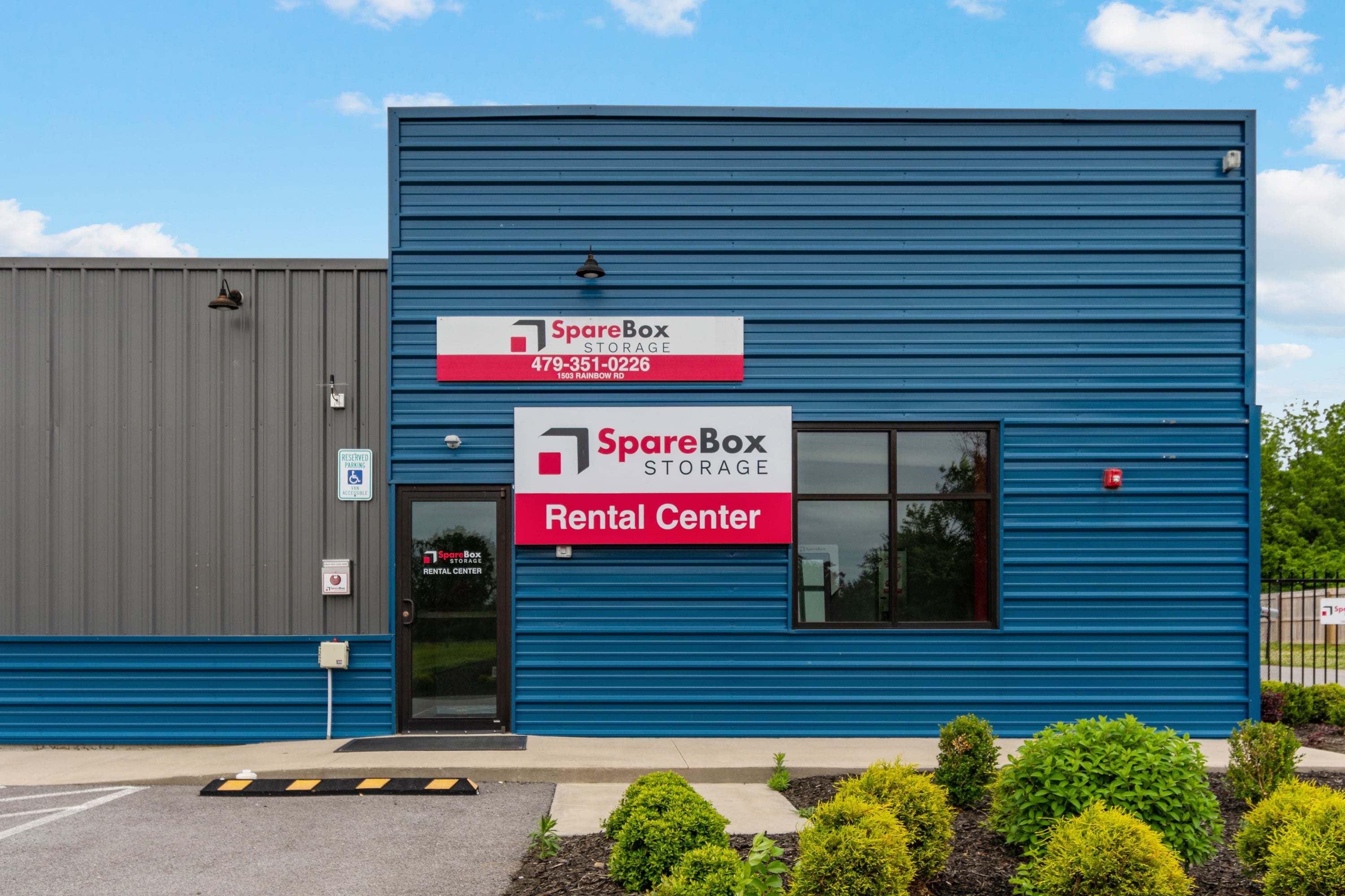 Meet all of your self storage needs in Rogers, AR with our South Rainbow Road location | SpareBox Storage