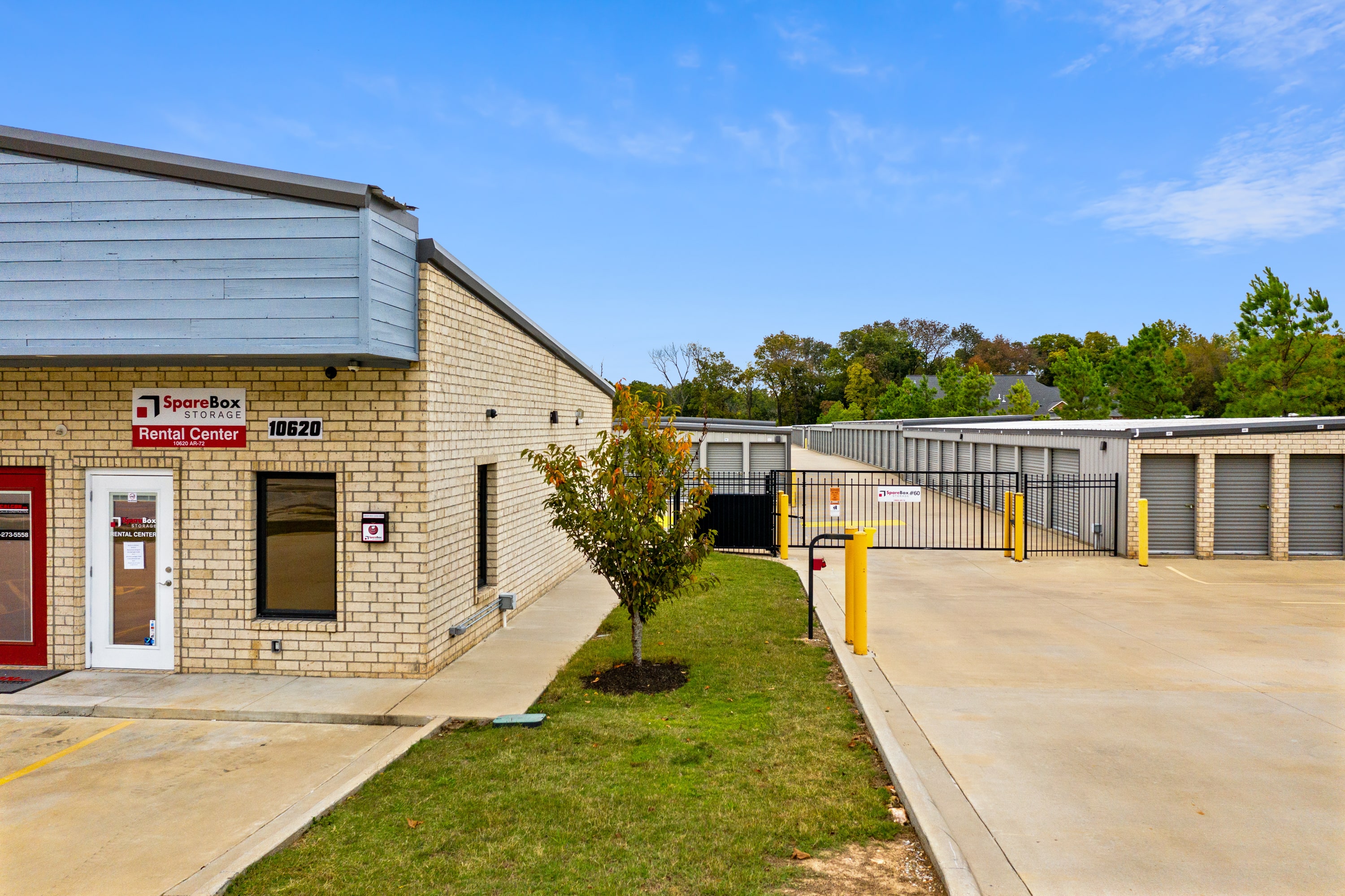 Meet all of your self storage needs in Bentonville, AR at our AR 72 W location | SpareBox Storage