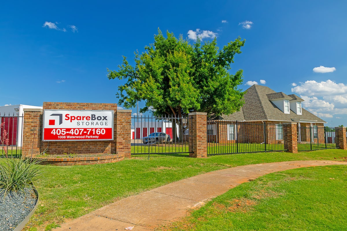 Meet all your self storage needs in Edmond, OK with our Waterwood Parkway location | SpareBox Storage
