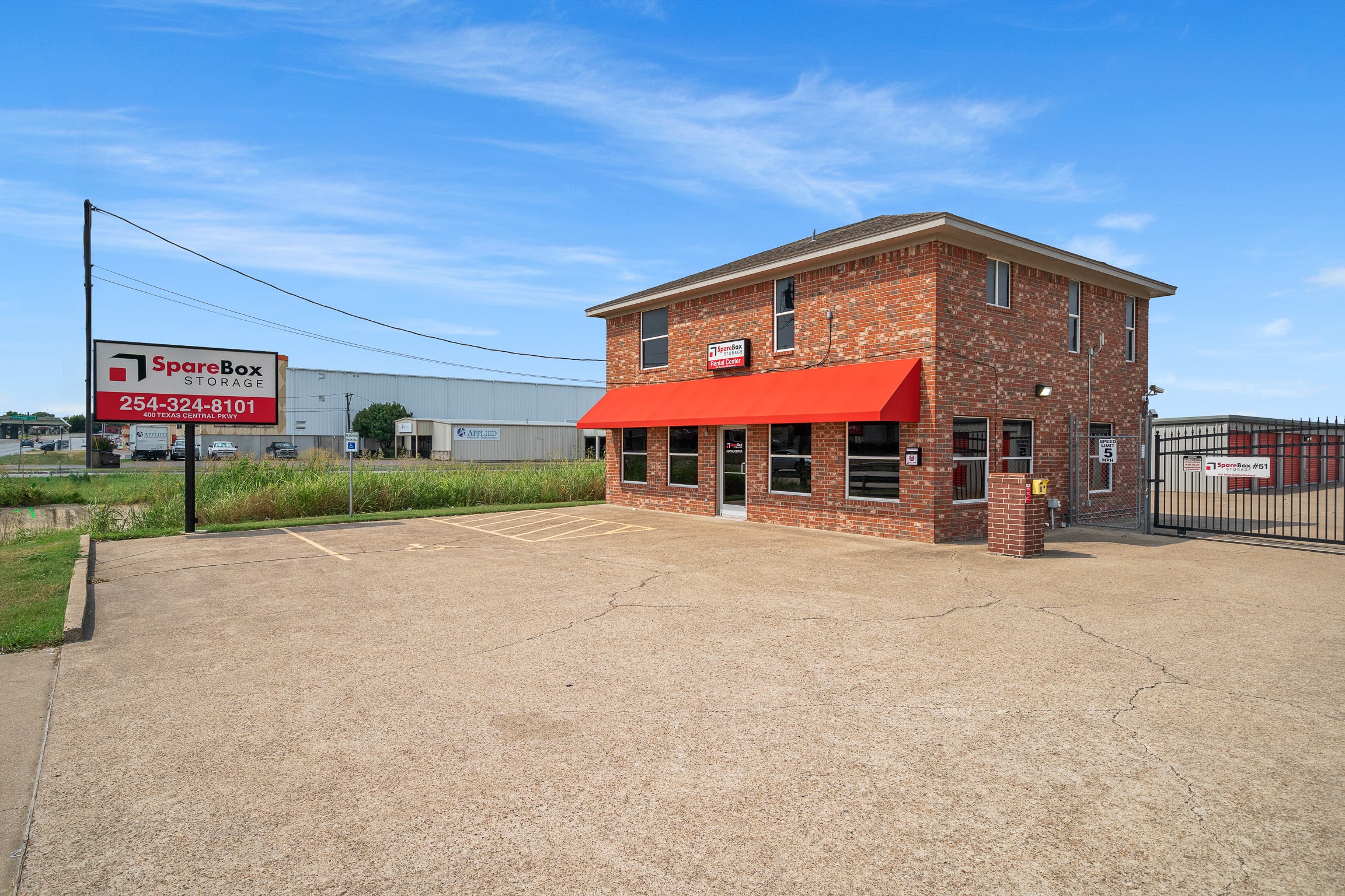 Meet all of your self storage needs in Waco, TX at our Texas Central Parkway location | SpareBox Storage